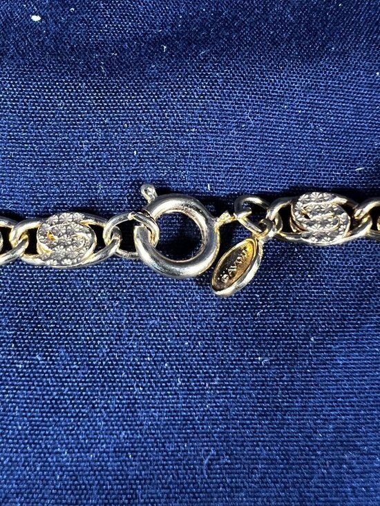 Avon Gold-Tone Link Necklace With Textured Round Accents & Lobster Clasp - Picture 2 of 4